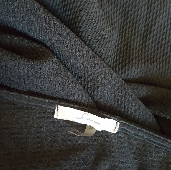 Soprano Black Sleeveless Open Back Bow Detail - Picture 5 of 5